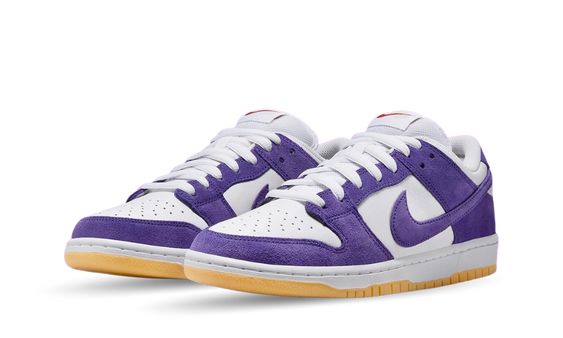 SB Dunk Low Pro ISO "Court Purple"