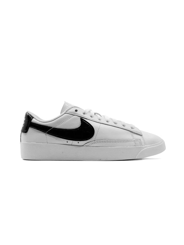 Blazer Low '77 Vintage "White /Black"