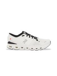 Cloud x4 white black