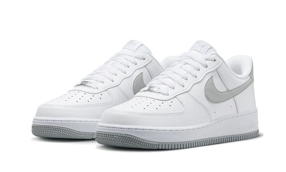 Air Force 1 Low '07 "White/Light Smoke Grey"